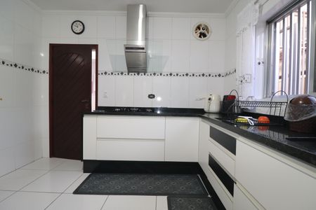 Casa para alugar com 489m², 3 quartos e 5 vagasCozinha