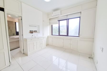 Apartamento à venda com 163m², 3 quartos e 1 vagaSuíte 3