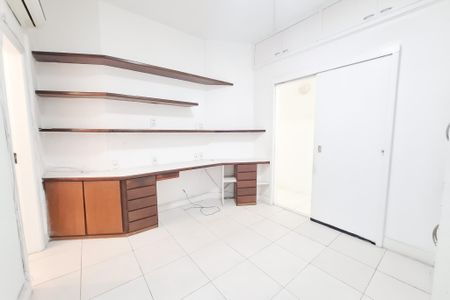 Apartamento à venda com 163m², 3 quartos e 1 vagaEscritório