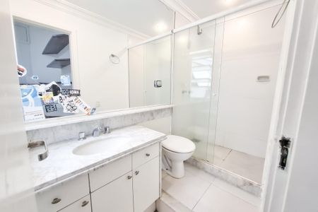 Apartamento à venda com 163m², 3 quartos e 1 vagaBanheiro da Suíte 2