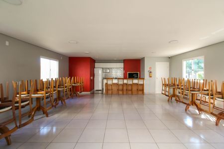 Apartamento à venda com 43m², 2 quartos e 1 vaga Apartamento à venda com 43m², 2 quartos e 1 vagaÁrea comum - Salão de festas