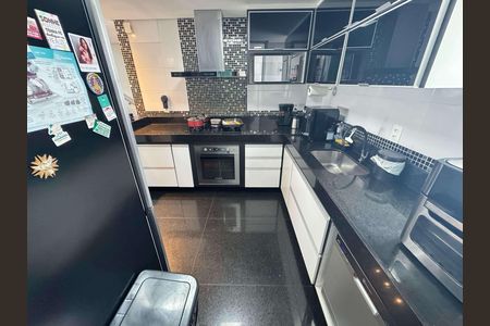 Apartamento à venda com 168m², 3 quartos e 3 vagas