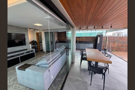 Apartamento à venda com 168m², 3 quartos e 3 vagas