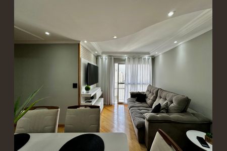 Apartamento à venda com 69m², 3 quartos e 1 vaga Apartamento à venda com 69m², 3 quartos e 1 vagaSala