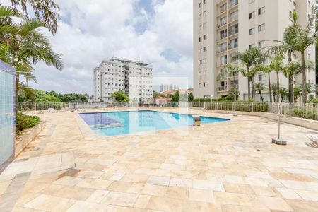 Apartamento à venda com 69m², 3 quartos e 1 vaga Apartamento à venda com 69m², 3 quartos e 1 vagaPiscina