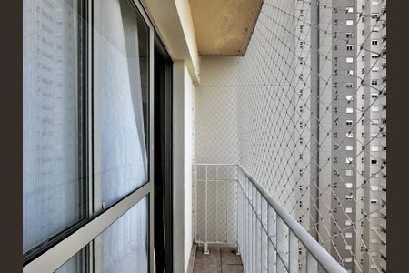 Apartamento à venda com 69m², 3 quartos e 1 vaga Apartamento à venda com 69m², 3 quartos e 1 vagaSacada