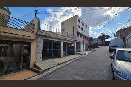 Casa à venda com 140m², 2 quartos e 2 vagas