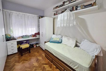 Apartamento à venda com 220m², 4 quartos e 1 vaga