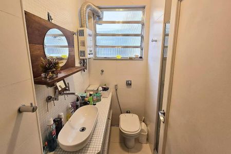 Apartamento à venda com 220m², 4 quartos e 1 vaga