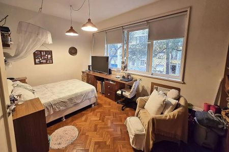 Apartamento à venda com 220m², 4 quartos e 1 vaga