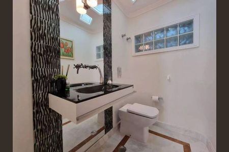 Casa à venda com 357m², 4 quartos e 6 vagas