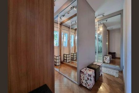 Casa à venda com 357m², 4 quartos e 6 vagas