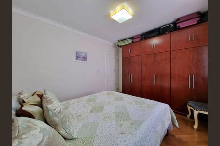 Casa à venda com 357m², 4 quartos e 6 vagas