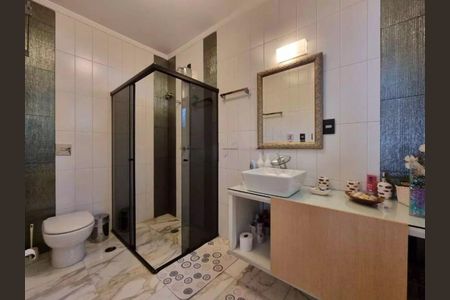 Casa à venda com 357m², 4 quartos e 6 vagas