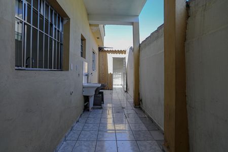 Casa para alugar com 170m², 2 quartos e 6 vagas Casa para alugar com 170m², 2 quartos e 6 vagasÁrea de Serviço