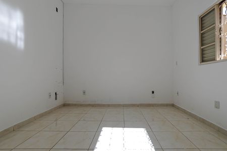 Casa para alugar com 170m², 2 quartos e 6 vagas Casa para alugar com 170m², 2 quartos e 6 vagasQuarto 1