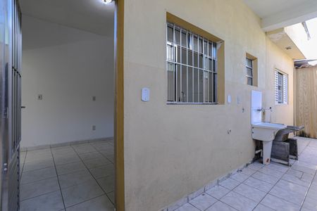 Casa para alugar com 170m², 2 quartos e 6 vagas Casa para alugar com 170m², 2 quartos e 6 vagasÁrea de Serviço