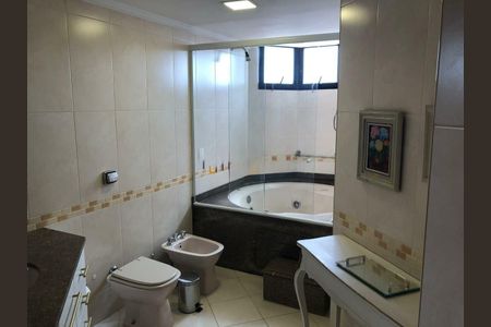 Apartamento à venda com 230m², 4 quartos e 4 vagas
