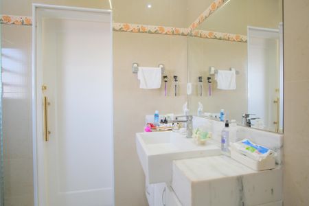 Apartamento à venda com 88m², 2 quartos e sem vagaBanheiro