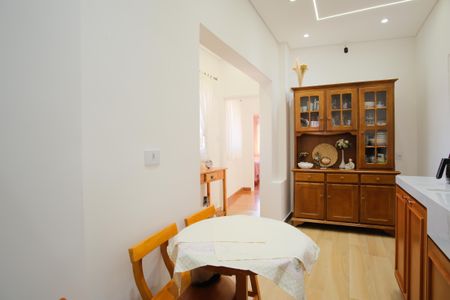 Apartamento à venda com 88m², 2 quartos e sem vagaCozinha e Área de Serviço