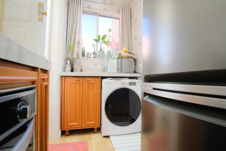 Apartamento à venda com 88m², 2 quartos e sem vagaCozinha e Área de Serviço