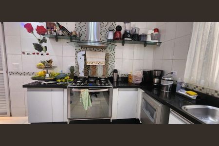 Casa à venda com 190m², 3 quartos e 6 vagas