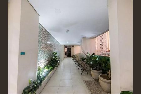 Apartamento à venda com 81m², 2 quartos e 1 vaga