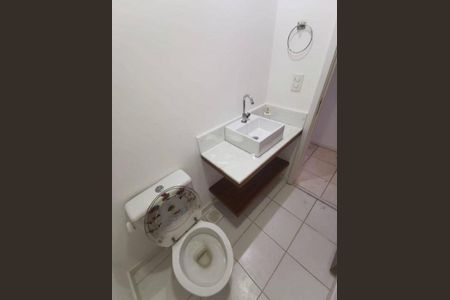 Casa de condomínio à venda com 68m², 3 quartos e 1 vaga