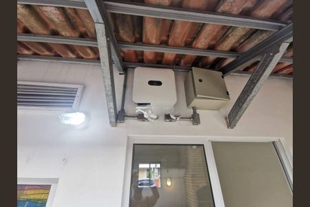 Casa de condomínio à venda com 68m², 3 quartos e 1 vaga