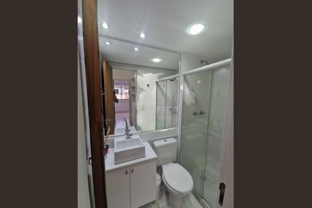 Casa de condomínio à venda com 68m², 3 quartos e 1 vaga