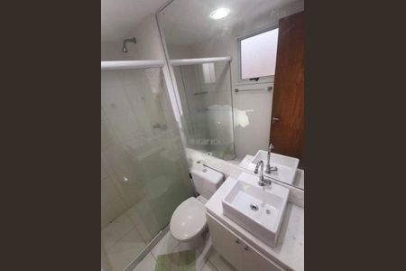 Casa de condomínio à venda com 68m², 3 quartos e 1 vaga