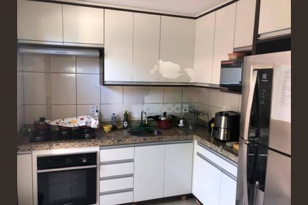 Casa de condomínio à venda com 120m², 3 quartos e 3 vagas