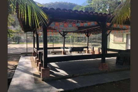 Casa de condomínio à venda com 120m², 3 quartos e 3 vagas