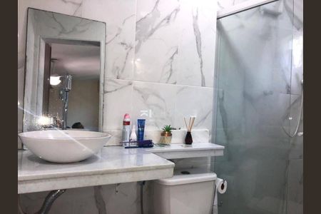 Casa de condomínio à venda com 120m², 3 quartos e 3 vagas