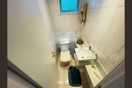 Casa de condomínio à venda com 300m², 4 quartos e 4 vagas