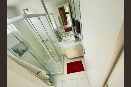 Casa de condomínio à venda com 300m², 4 quartos e 4 vagas