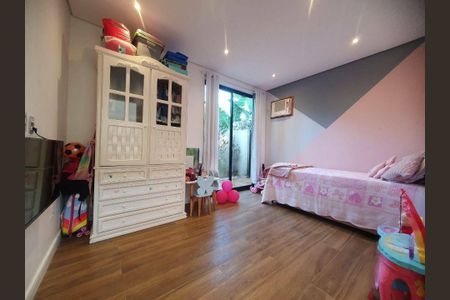 Casa de condomínio à venda com 120m², 3 quartos e 2 vagas