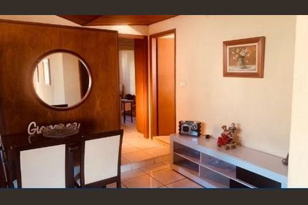 Casa à venda com 146m², 3 quartos e 2 vagas