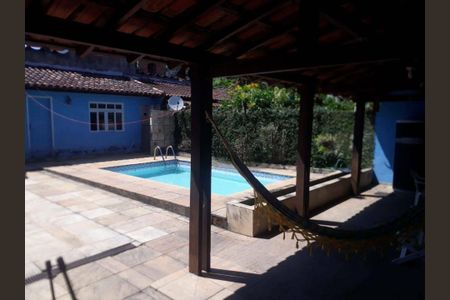 Casa de condomínio à venda com 350m², 5 quartos e 4 vagas