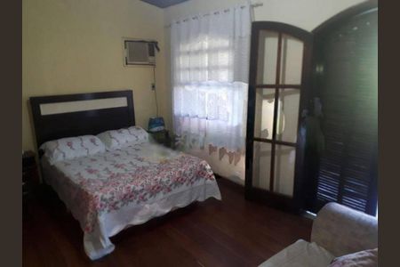 Casa de condomínio à venda com 350m², 5 quartos e 4 vagas