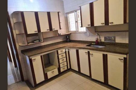 Casa de condomínio à venda com 150m², 4 quartos e 2 vagas