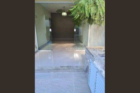 Casa de condomínio à venda com 150m², 4 quartos e 2 vagas