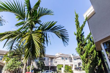 Casa à venda com 451m², 4 quartos e 2 vagas Casa à venda com 451m², 4 quartos e 2 vagasVista da Sala