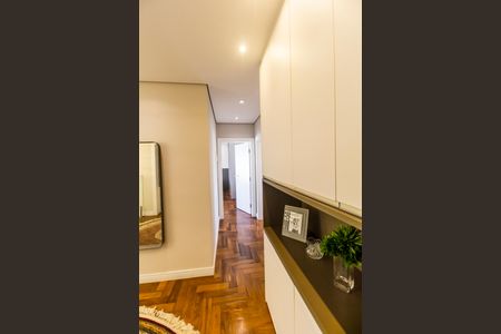 Casa à venda com 451m², 4 quartos e 2 vagas Casa à venda com 451m², 4 quartos e 2 vagasSuíte 3