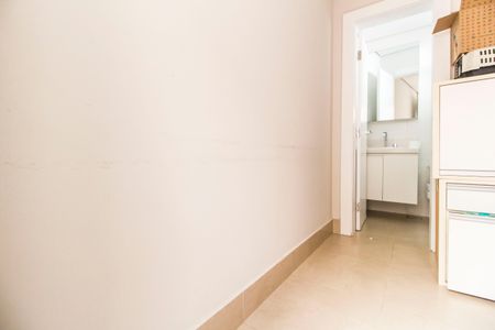 Casa à venda com 451m², 4 quartos e 2 vagas Casa à venda com 451m², 4 quartos e 2 vagasQuarto de Serviço