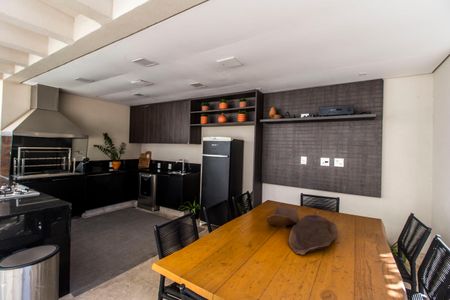 Casa à venda com 451m², 4 quartos e 2 vagas Casa à venda com 451m², 4 quartos e 2 vagasÁrea gourmet