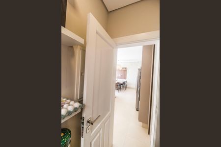 Casa à venda com 451m², 4 quartos e 2 vagas Casa à venda com 451m², 4 quartos e 2 vagasDespensa