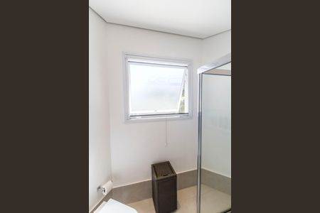 Casa à venda com 451m², 4 quartos e 2 vagas Casa à venda com 451m², 4 quartos e 2 vagasBanheiro da Suíte 2