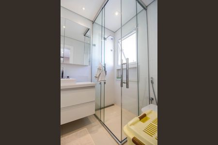 Casa à venda com 451m², 4 quartos e 2 vagas Casa à venda com 451m², 4 quartos e 2 vagasBanheiro da Suíte 3