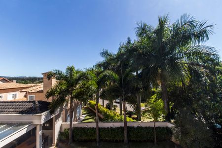 Casa à venda com 451m², 4 quartos e 2 vagas Casa à venda com 451m², 4 quartos e 2 vagasVista da Suíte 1